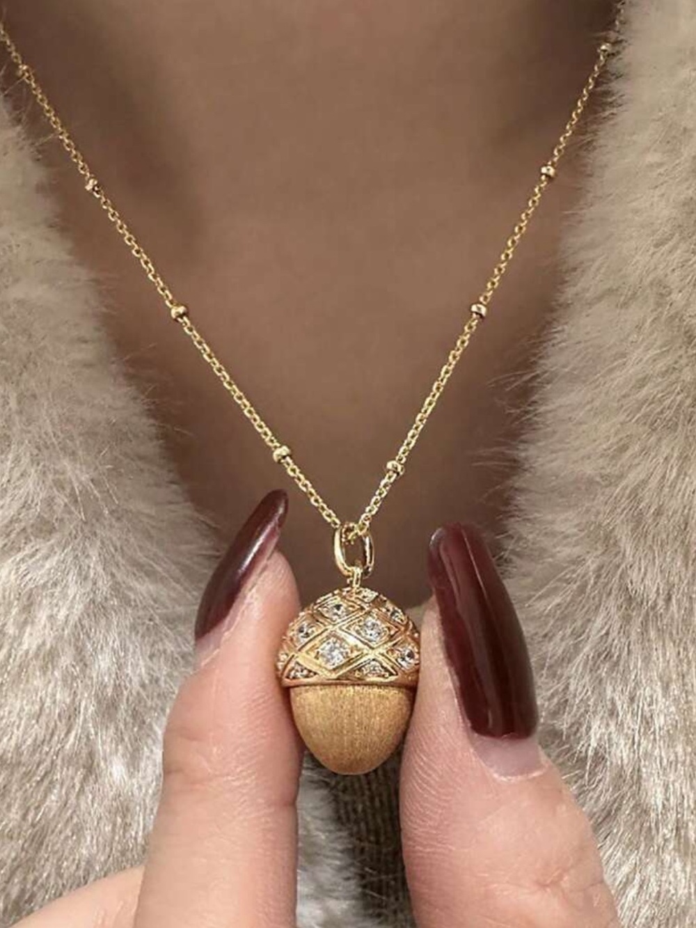Gold Acorn Pendant Necklace - Elegant Women’s Jewelry